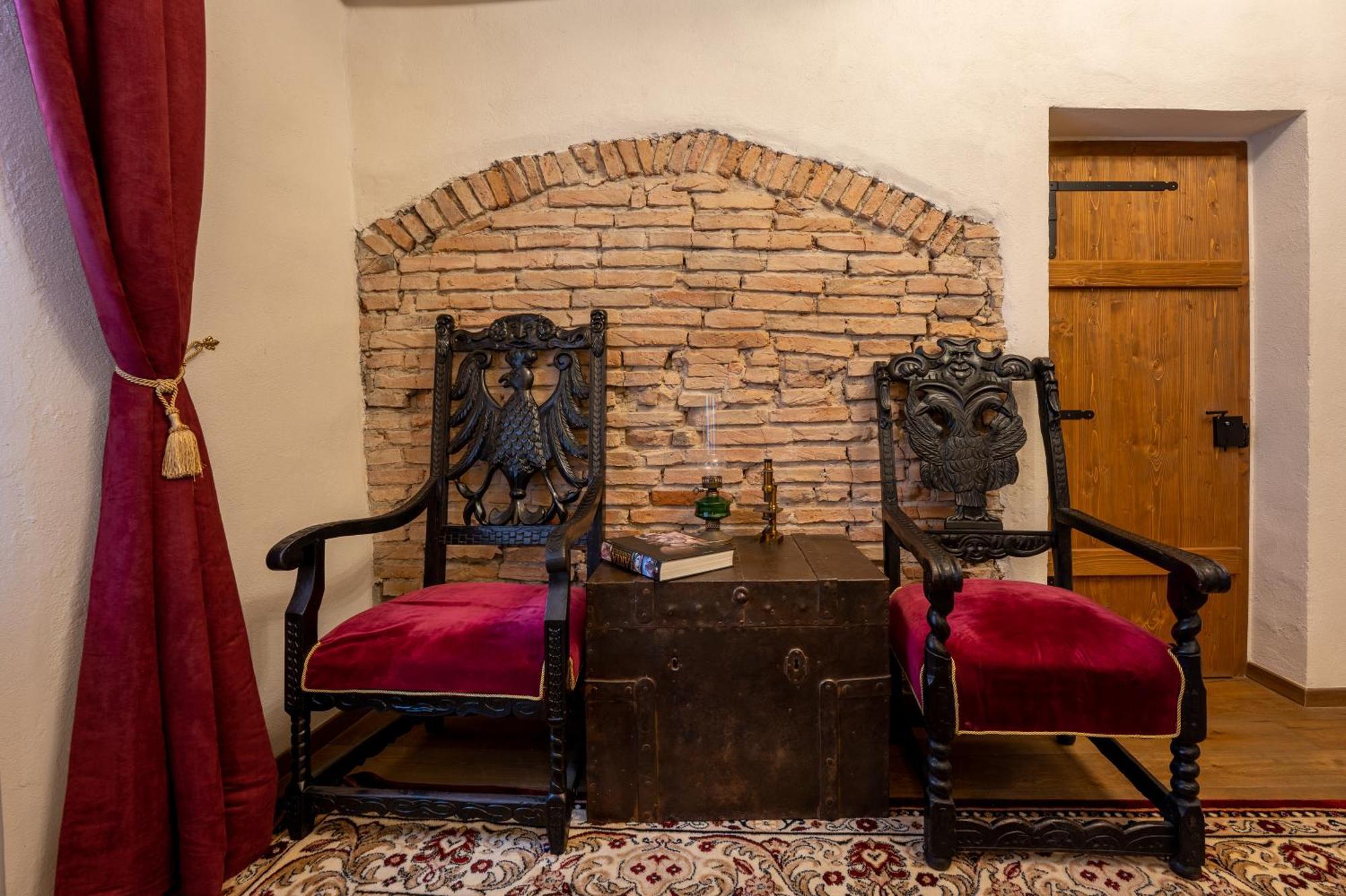 The Throne - M Museum Hotel Sighişoara Exterior foto